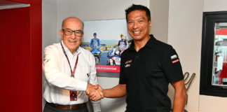 Dorna CEO Carmelo Ezpeleta (left) and Razlan Razali, RNF Racing Team Principal (right). Photo courtesy Dorna.