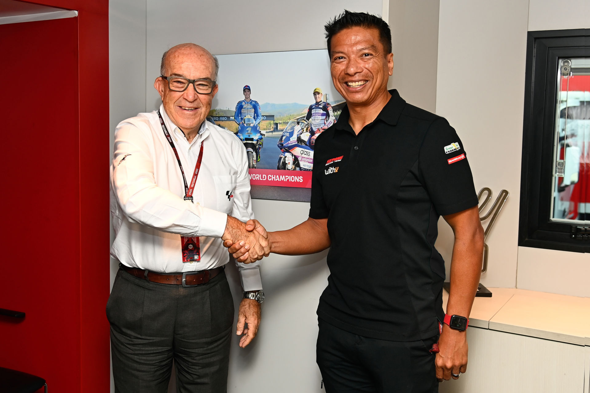 Dorna CEO Carmelo Ezpeleta (left) and Razlan Razali, RNF Racing Team Principal (right). Photo courtesy Dorna.