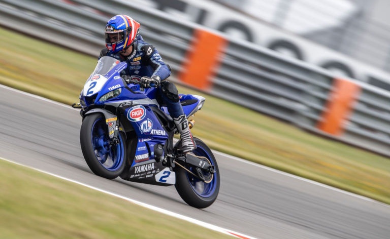 Yamaha R3 bLU cRU Cup: Garcia Abella On Pole At Magny-Cours