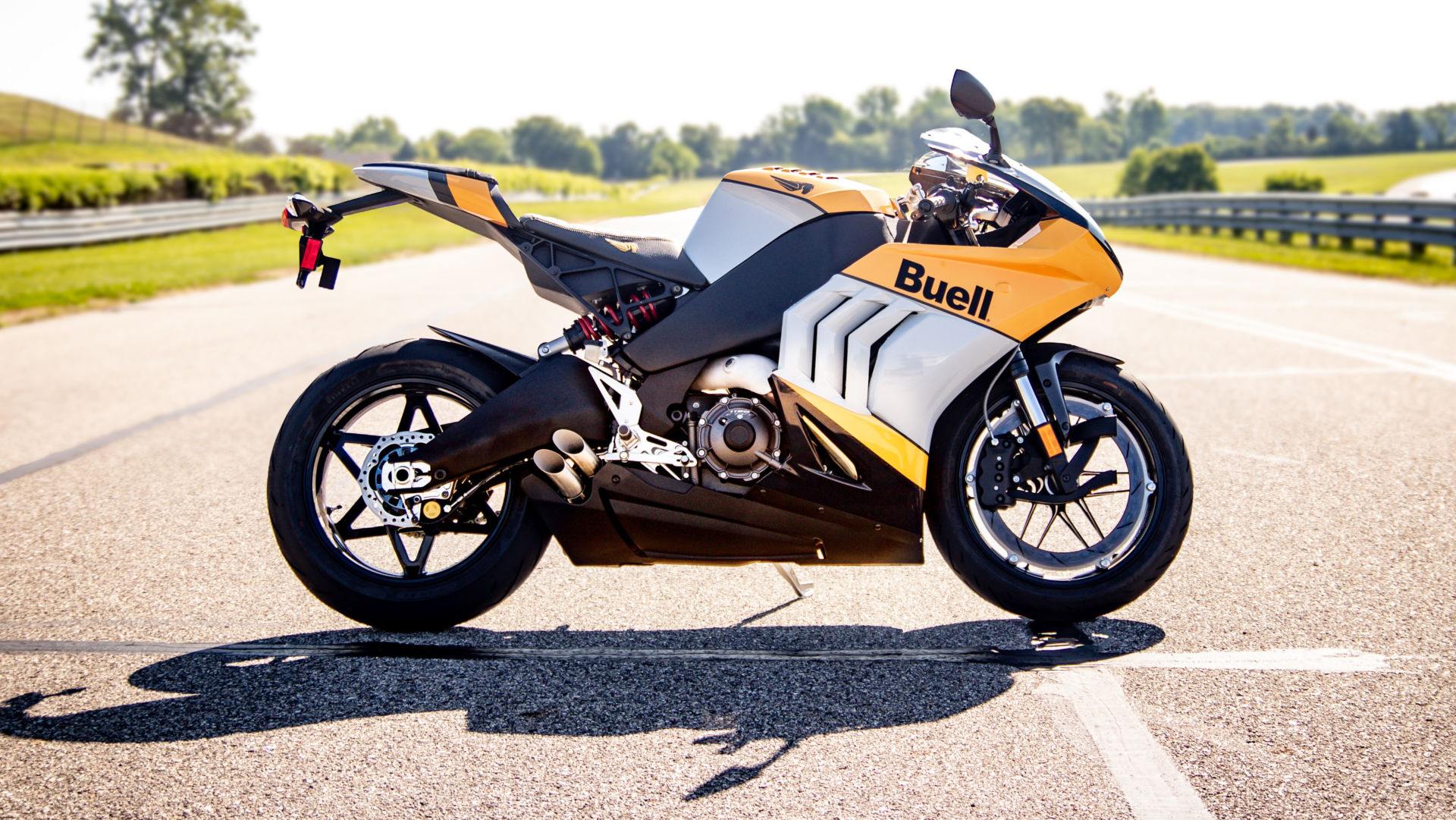 A Buell Hammerhead V-Twin sportbike. Photo courtesy Buell.