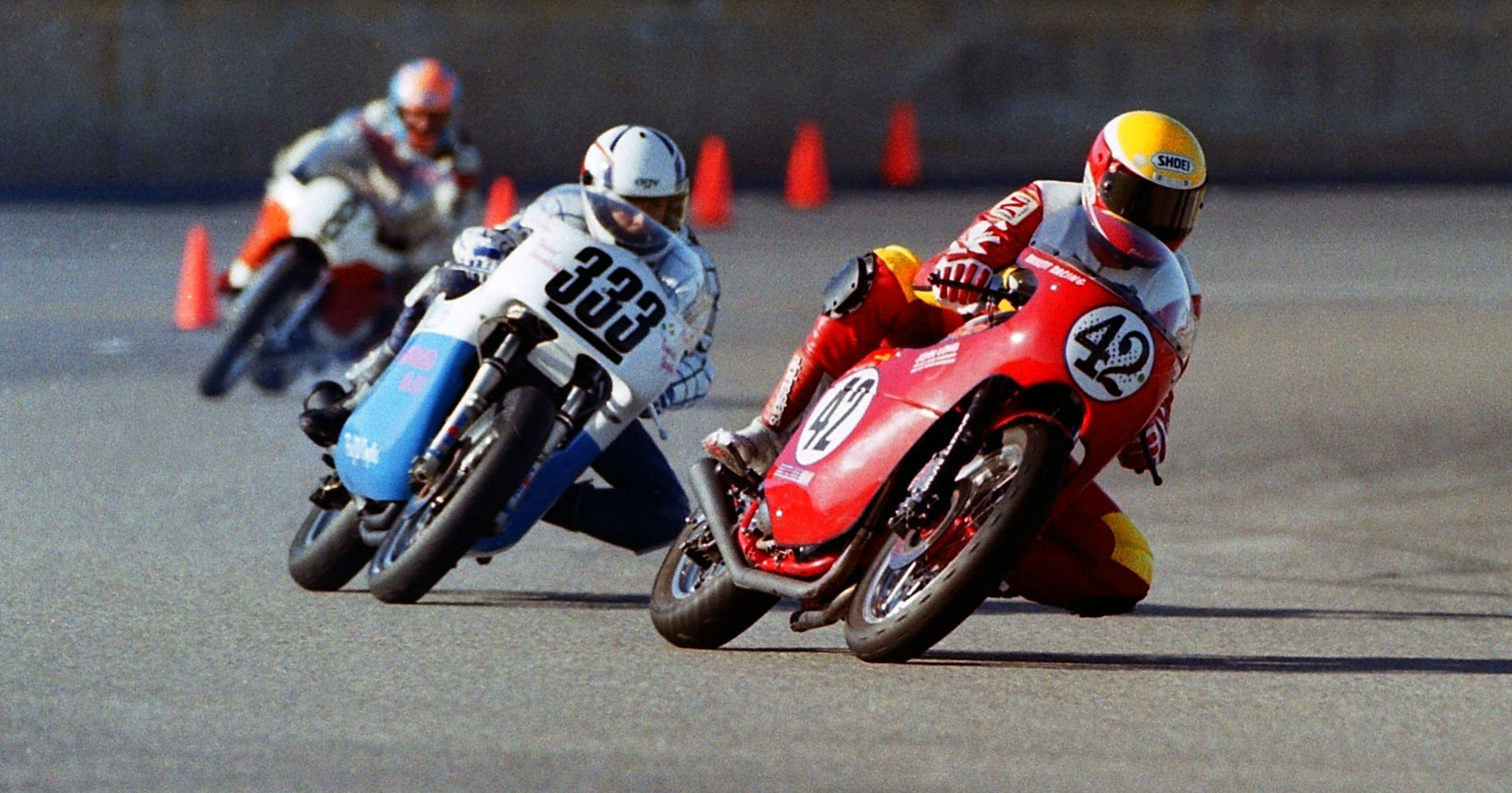 John Long (42) and Richard Moore (333) in action at Daytona International Speedway in 1993. Photo by etechphoto.com, courtesy AHRMA.