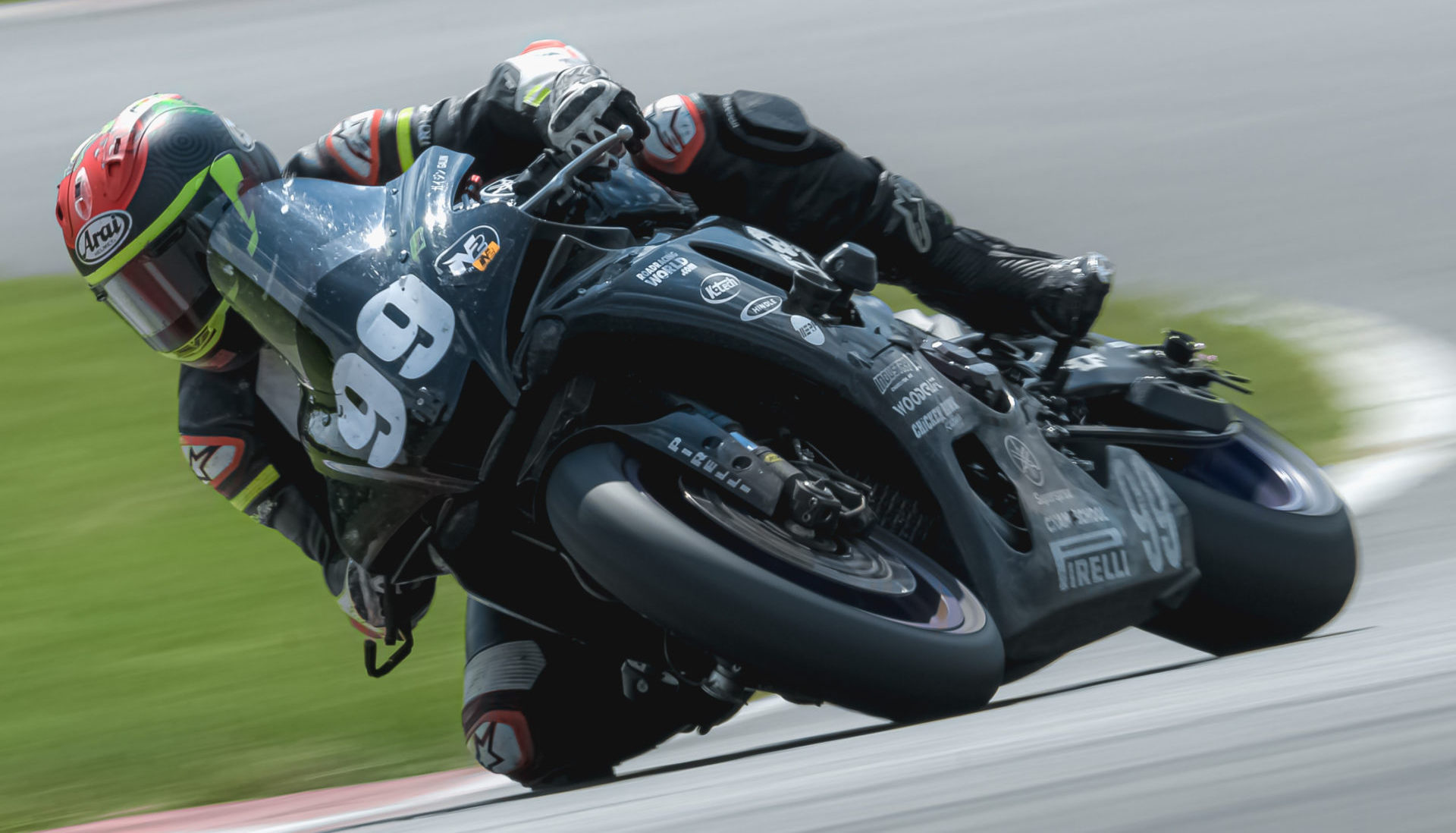 Chris Peris (99) at speed on Army of Darkness' Pirelli-shod Yamaha YZF-R1. Photo courtesy Army of Darkness.