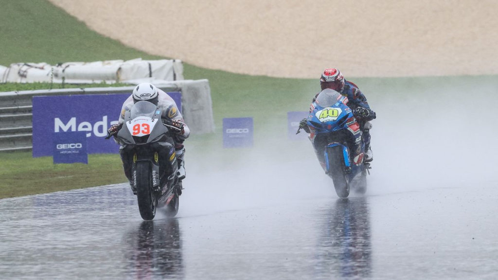 Gabriel Da Silva (93) beat Supersport Champion Sean Dylan Kelly (40) in Sunday's Supersport race at Barber Motorsports Park for his first-career MotoAmerica victory. Photo by Brian J. Nelson, courtesy MotoAmerica.