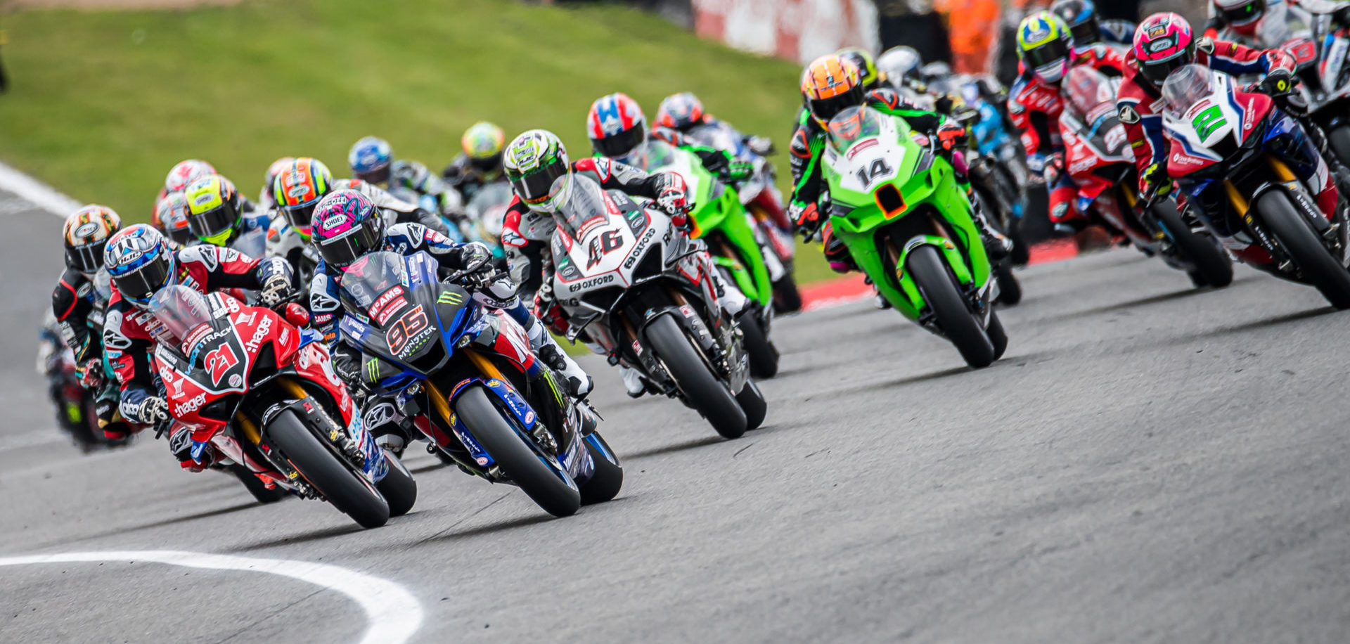 Tarran Mackenzie (95) leads the charge into Turn One during Superbike Race Two at Brands Hatch. Photo by Barry Clay.