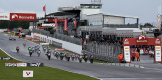 The start of British Superbike Race Three at Donington Park. Photo courtesy MSVR.