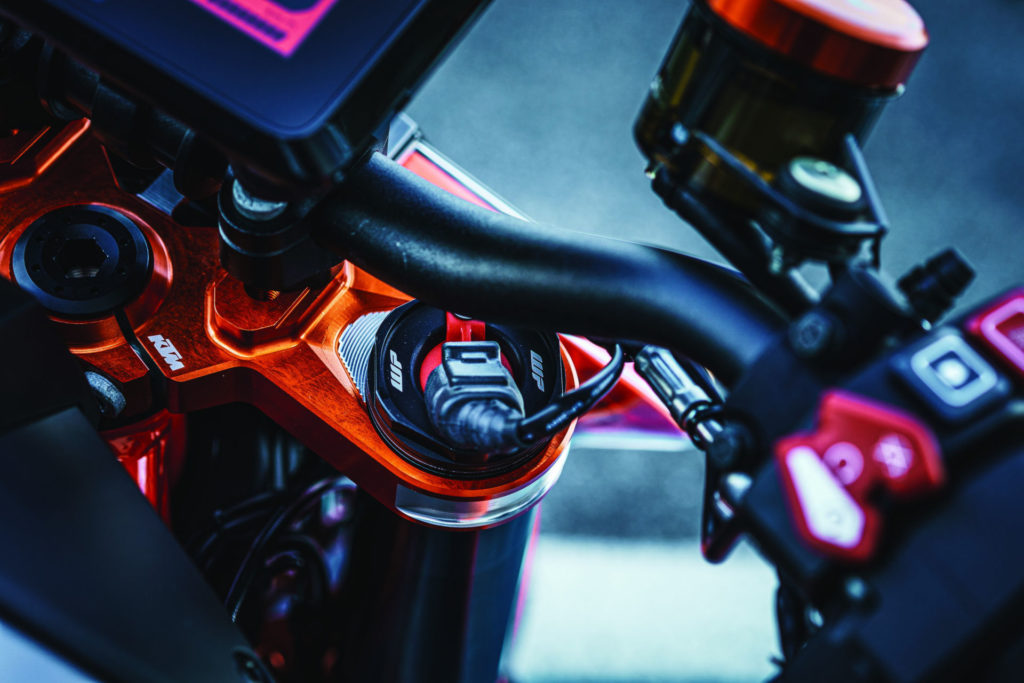 The 2022 KTM 1290 Super Duke R EVO comes with WP APEX Semi-Active Technology (SAT) forks. Photo by Philip Platzer, courtesy KTM.