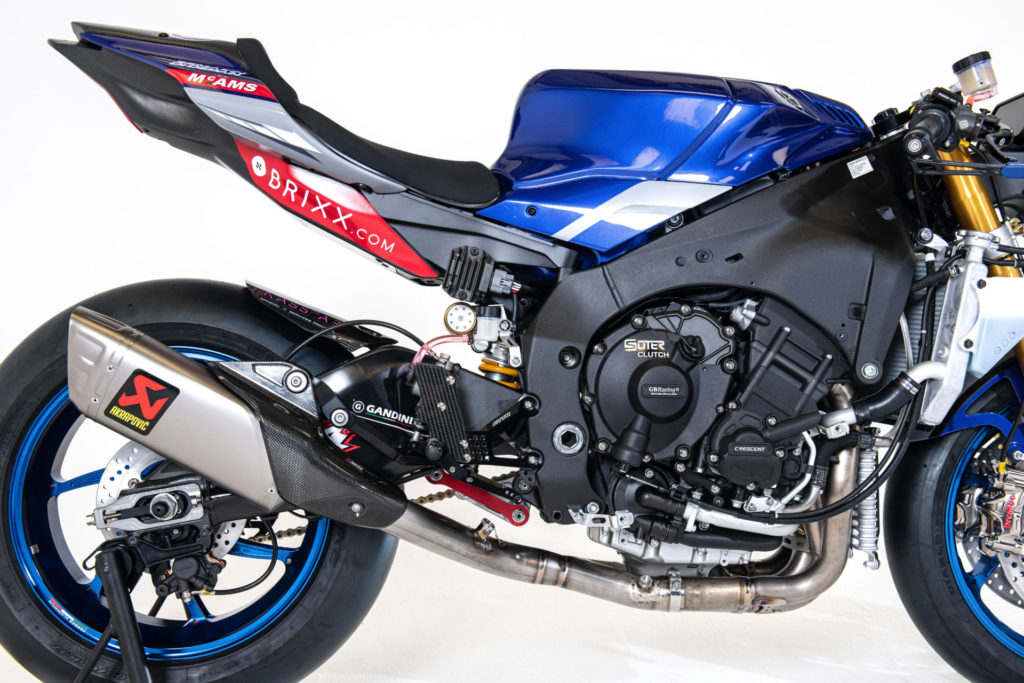 motos de corrida - Pesquisa Google  Yamaha yzf r1, Yamaha motorcycles,  Yamaha yzf