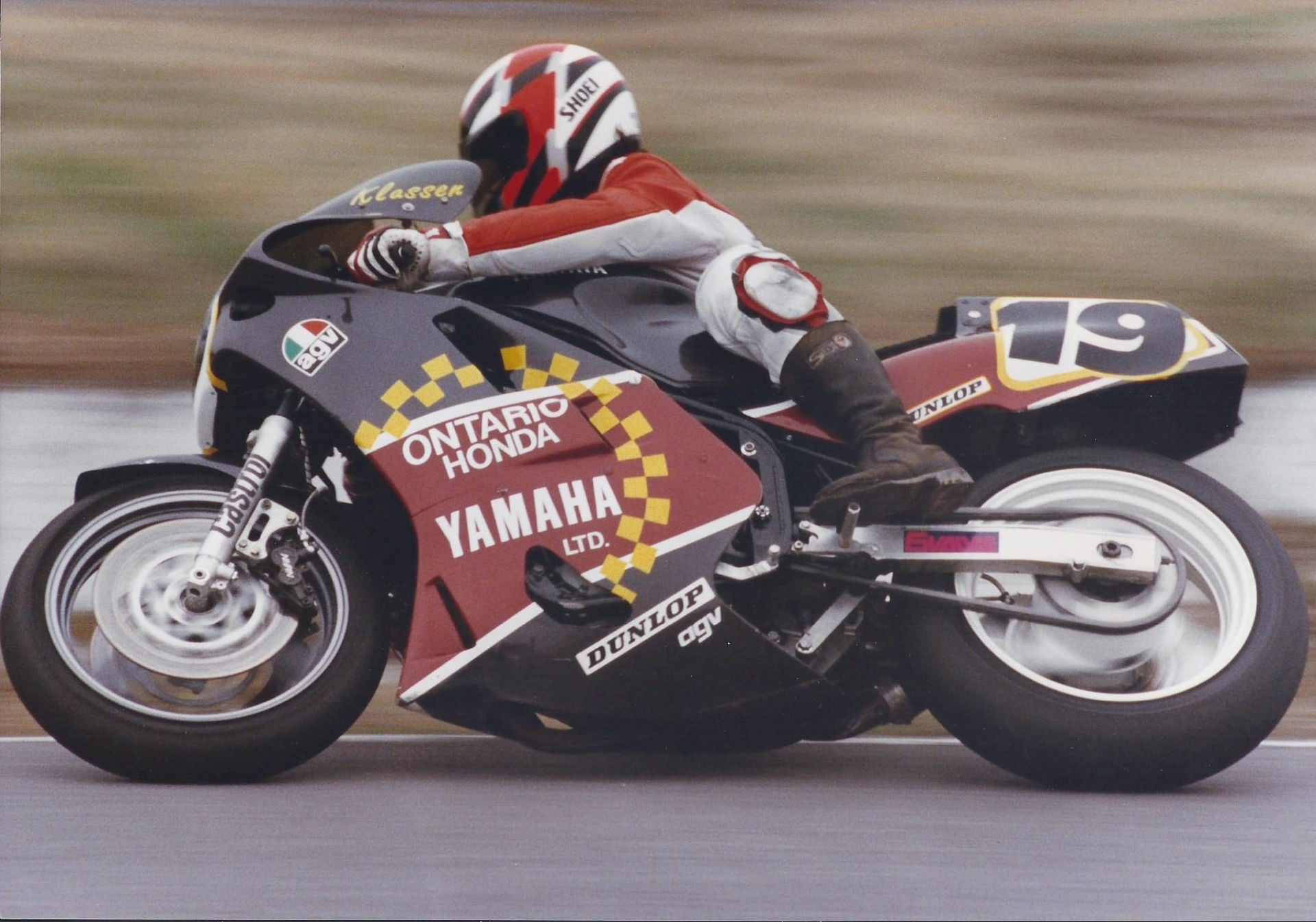 David Klassen (19) as seen on his Yamaha-powered Pro Twins racer at Shannonville Motorsport Park in 1992. Photo by Colin Fraser.