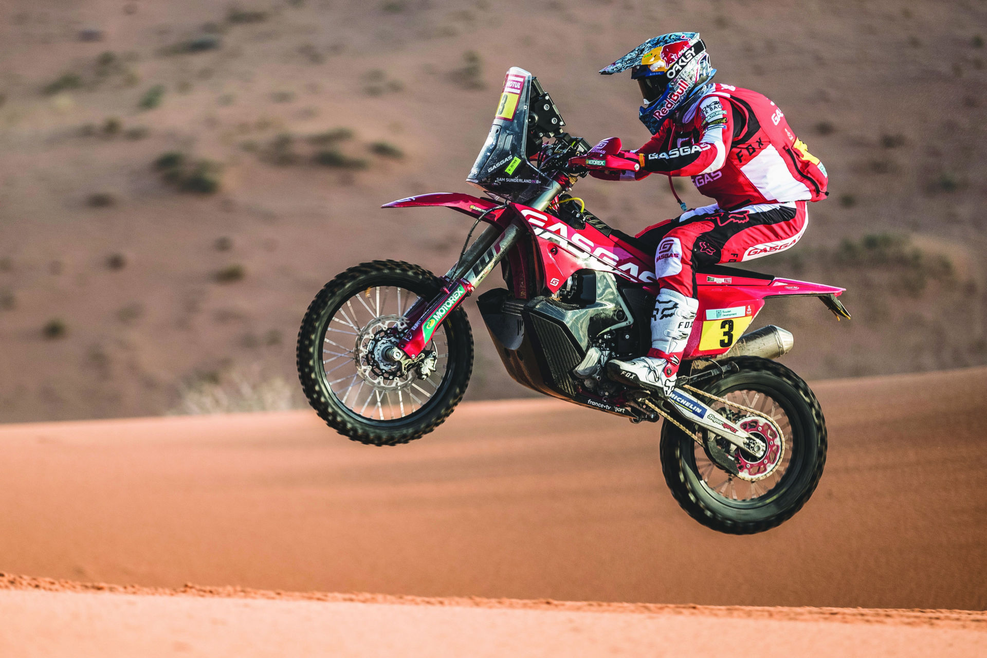 Sam Sunderland (3) in action in Saudi Arabia. Photo courtesy GASGAS Factory Racing.