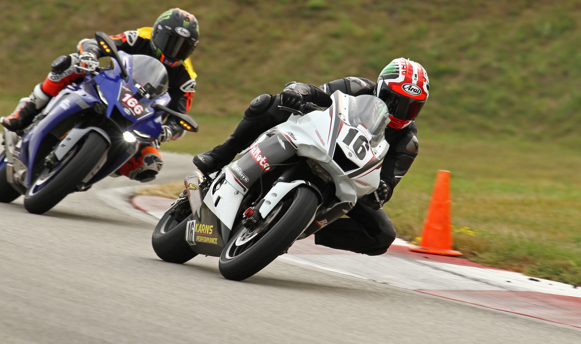 YCRS Guest Instructor Roger Hayden follows OMNEdiem CEO Cai Berg (16) during a Yamaha Champions Riding School. Photo by www.4thriders.com, courtesy YCRS.