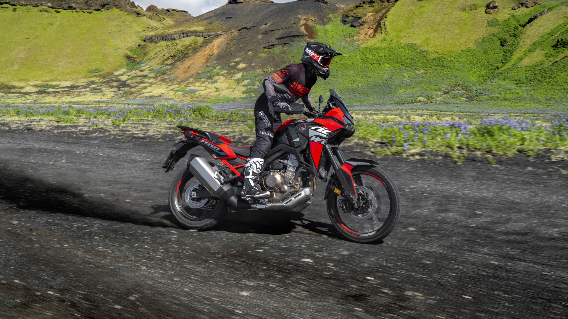 Honda Updates Africa Twin For 2022 – Roadracing World Journal