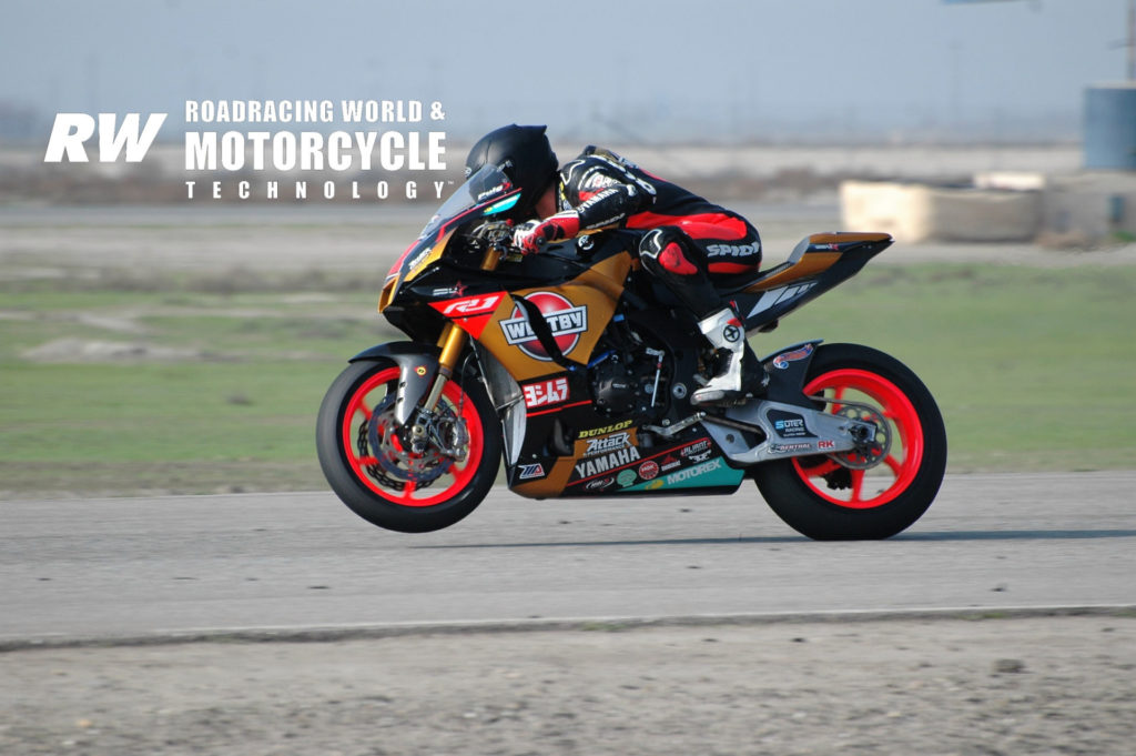 Mathew Scholtz (11) testing at Buttonwillow Raceway Park. Photo by David Swarts, Copyright 2022 Roadracing World Publishing, Inc.