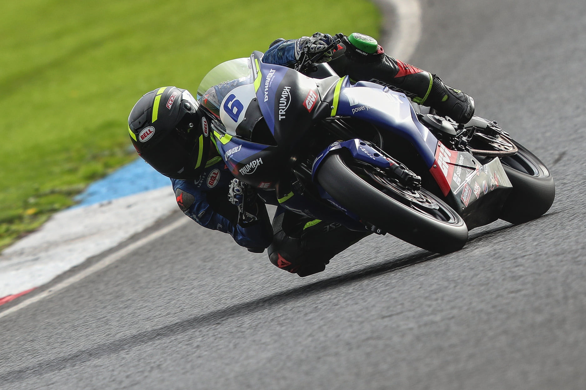 Harry Truelove (6), as seen during the 2021 British Supersport season. Photo courtesy Dynavolt Triumph.