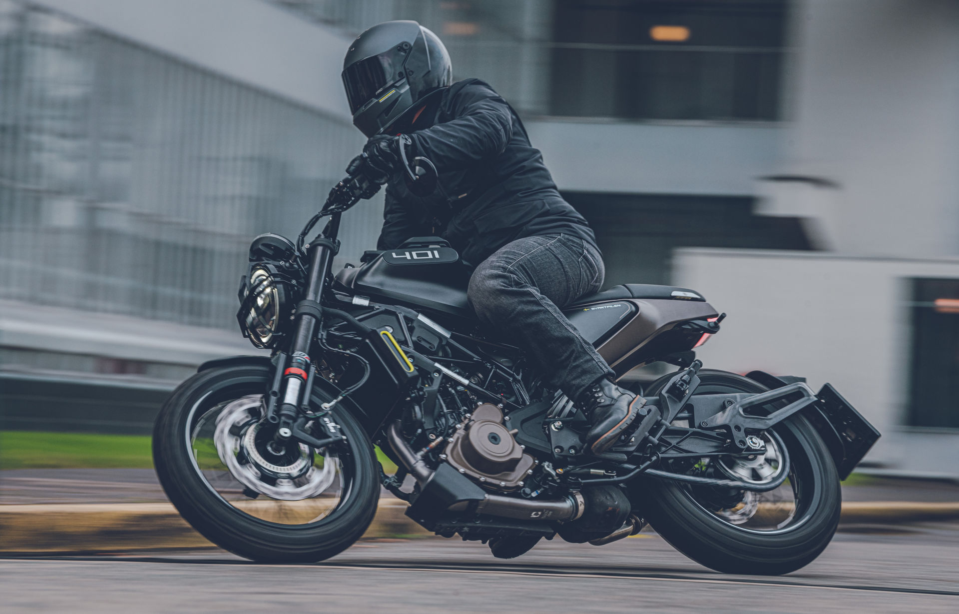 A 2022-model Husqvarna Svartpilen 401 at speed. Photo courtesy Husqvarna Motorcycles.