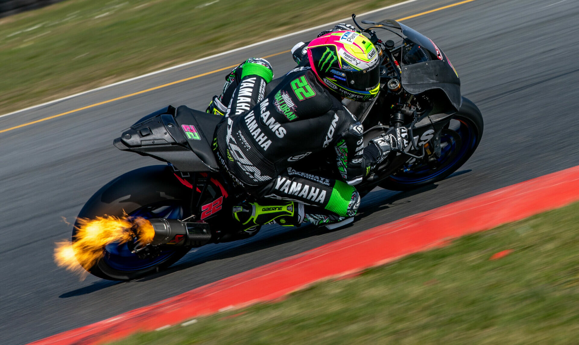 Jason O'Halloran (22) in action at Snetterton. Photo courtesy MSVR.