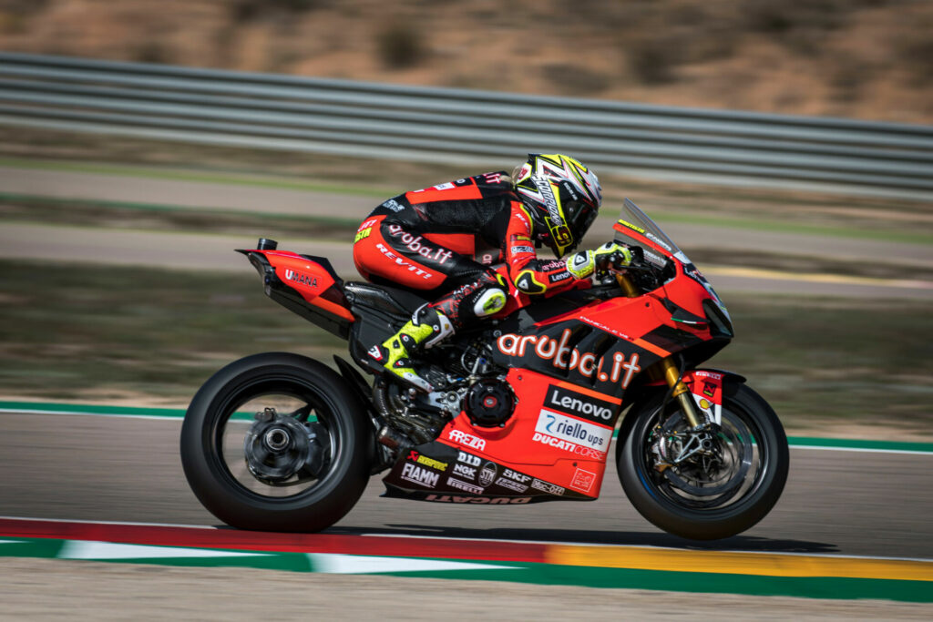 Alvaro Bautista (19). Photo courtesy Ducati.