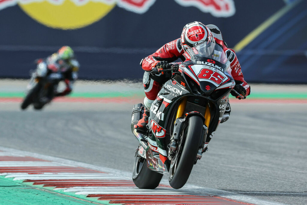 Jake Lewis (85) rode strong this weekend delivering two sixth-place finishes aboard his GSX-R1000R. Photo courtesy Suzuki Motor USA.