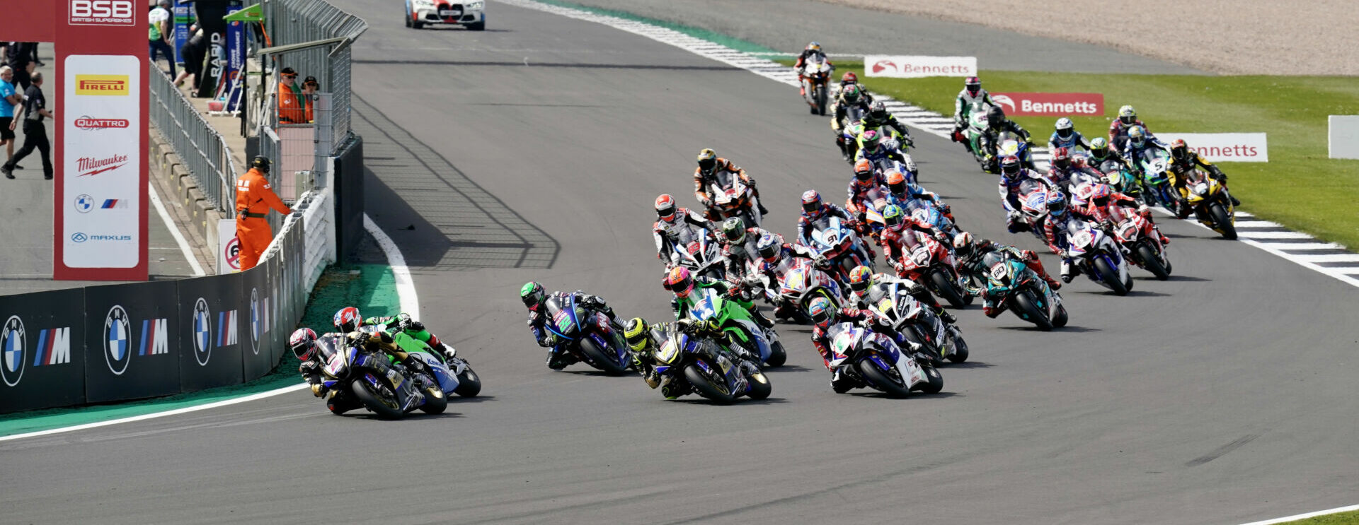 Jason O'Halloran (22) leads the start of a British Superbike race Sunday at Silverstone. Photo courtesy MSVR.