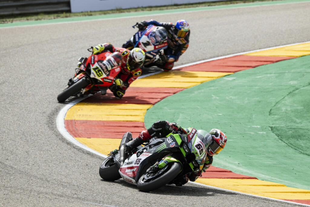 Jonathan Rea (65) leads Alvaro Bautista (19) and Toprak Razgatlioglu (1) during Race One. Photo courtesy Kawasaki.