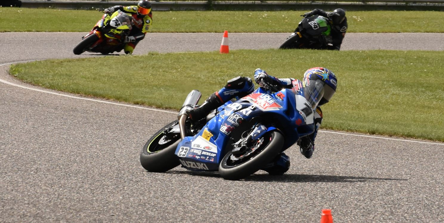 Alex Dumas (1) in action at Calabogie Motorsports Park. Photo by Colin Fraser/CSBK.