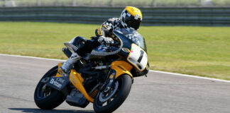 Stephen Briggs (1) riding Bob Robbins' Britten V1000 at the Barber Vintage Festival at Barber Motorsports Park in 2015. Photo by etechphoto.com, courtesy AHRMA.