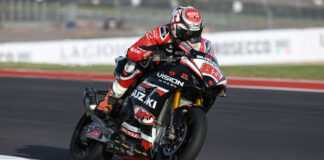 Jake Lewis (85) on his Vision Wheel M4 ECSTAR Suzuki GSX-R1000R MotoAmerica Superbike. Photo by Brian J. Nelson.