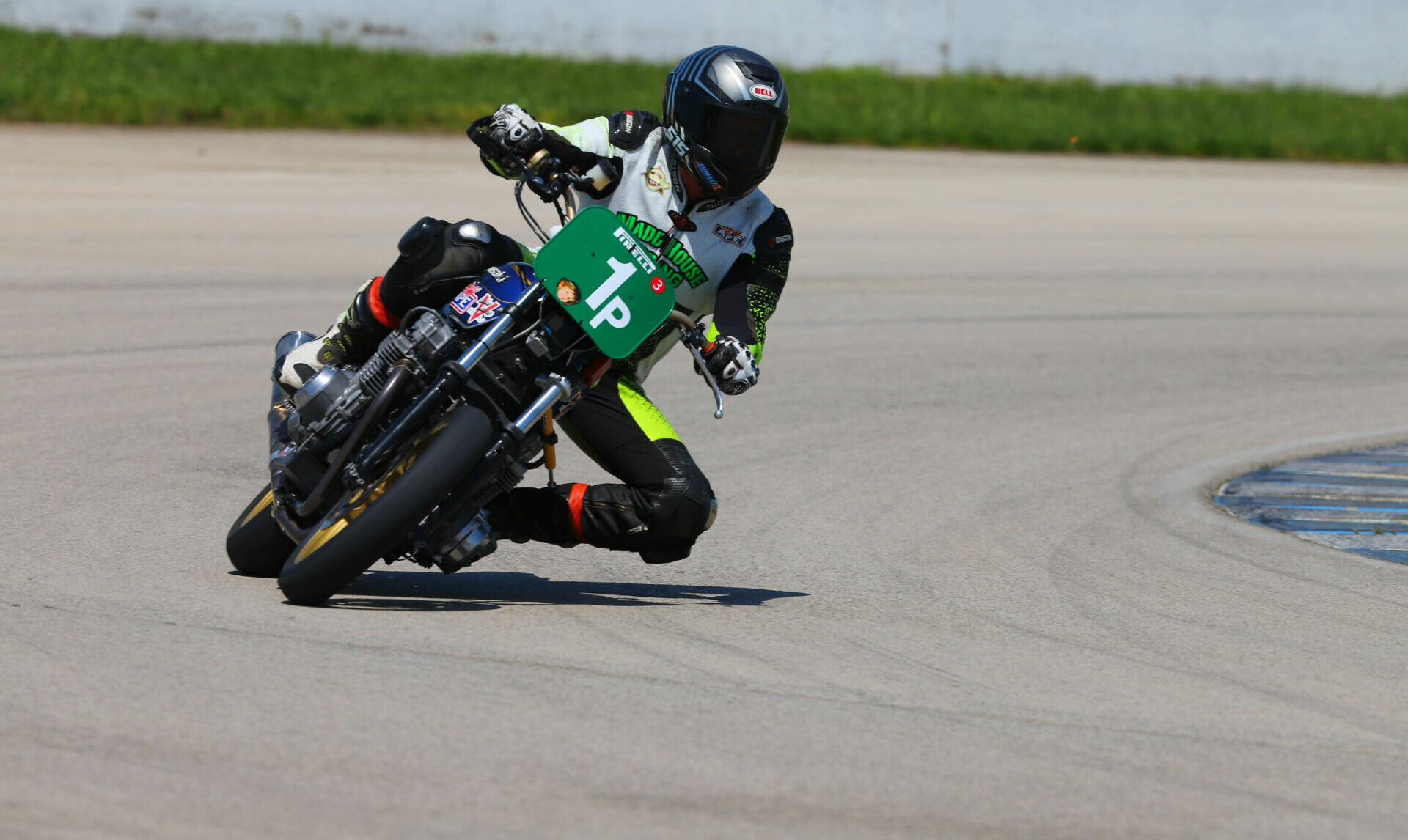 Jeremey Maddrill (1p) en route to one of his AHRMA Vintage Cup victories during the AHRMA Classic MotoFest in the Heartland at Heartland Motorsports Park. Photo by etechphoto.com, courtesy AHRMA.