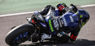 Karel Hanika (7) on the YART Yamaha YZF-R1. Photo courtesy FIM EWC.