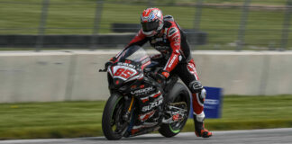 Jake Lewis (85) at speed on his Vision Wheel M4 ECSTAR Suzuki GSX-R1000R. Photo courtesy Team Suzuki Press Office.