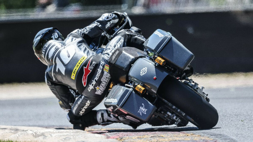 Travis Wyman (10). Photo by Brian J. Nelson, courtesy MotoAmerica.