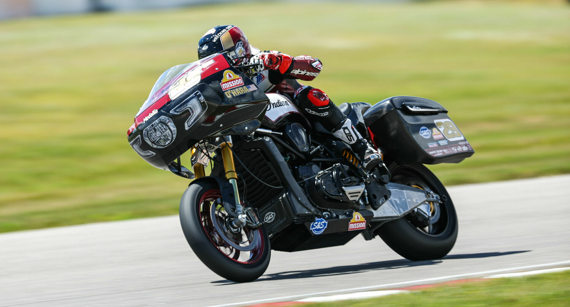 Tyler O'Hara (29) on his Mission Foods/S&S Cycle Indian Challenger. Photo by Brian J. Nelson.