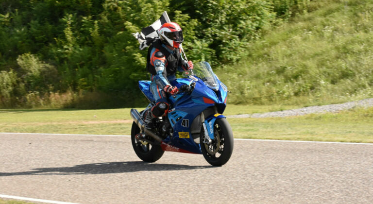 Pro 6 GP Series: Bergeron Takes Breakthrough Superbike Win At Calabogie