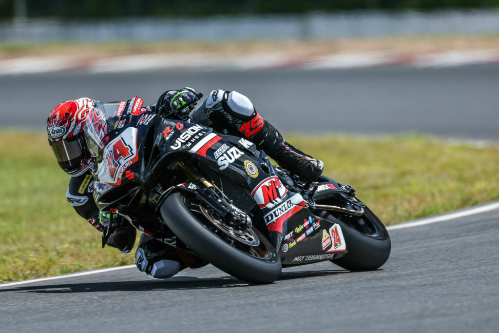 Cory Ventura (24) took advantage of the opportunity this weekend to card back-to-back top-five finishes at Brainerd. Photo courtesy Suzuki Motor USA LLC.