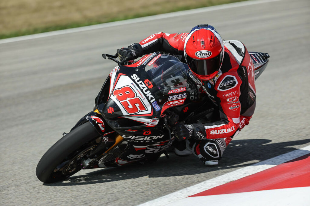 Battling throughout the whole race, Jake Lewis (85) guts out a fifth-place finish in Superbike Race 1. Photo courtesy Suzuki Motor USA, LLC.