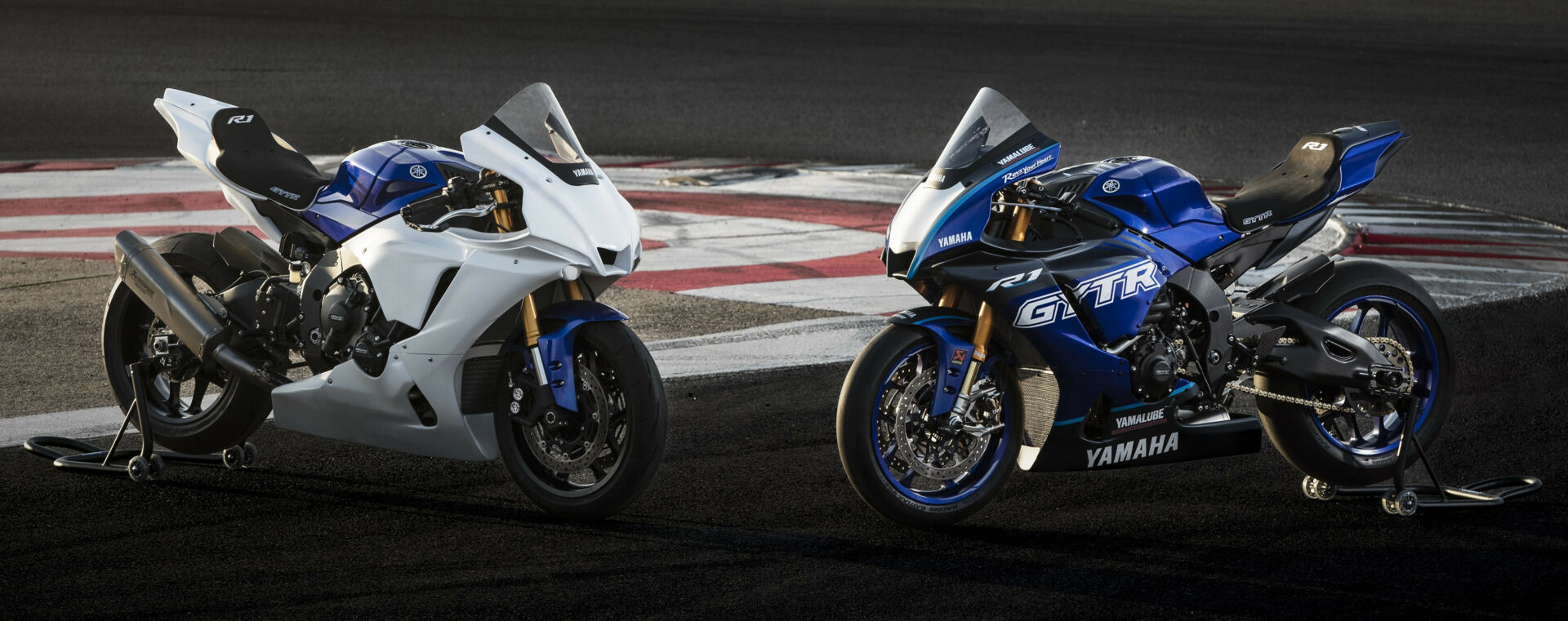 Painted (right) and unpainted (left) examples of the 2023 GYT-R Yamaha YZF-R1. Photo courtesy Yamaha Motor Europe.