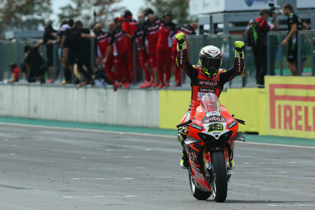 Alvaro Bautista (19) won World Superbike Race One at Magny-Cours. Photo courtesy Dorna WorldSBK Press Office.