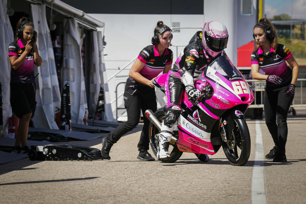 Maria Herrera (69) and her all-female crew. Photo courtesy Dorna.