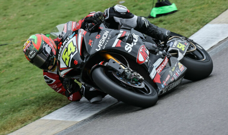 MotoAmerica: R&G Protects Vision Wheel M4 ECSTAR Suzuki For 2023