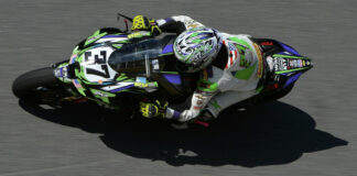 Stefano Mesa (37) set the new Daytona track record on Pirelli DIABLO Superbike slicks. Photo by Lisa Theobald/Hot Shots by Lisa, courtesy Pirelli.