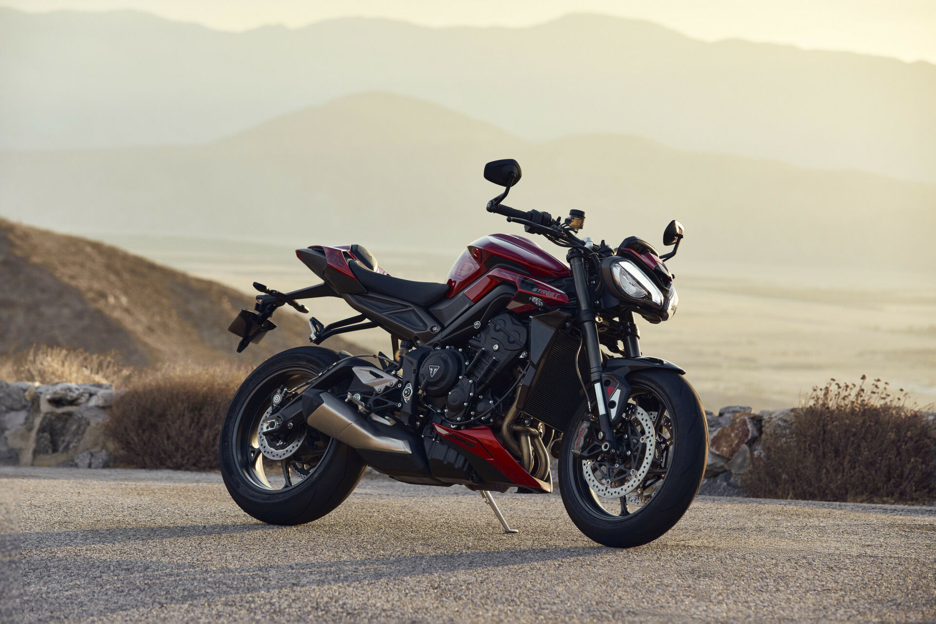 Triumph Introduces More Powerful 2024 Street Triple Lineup (Updated