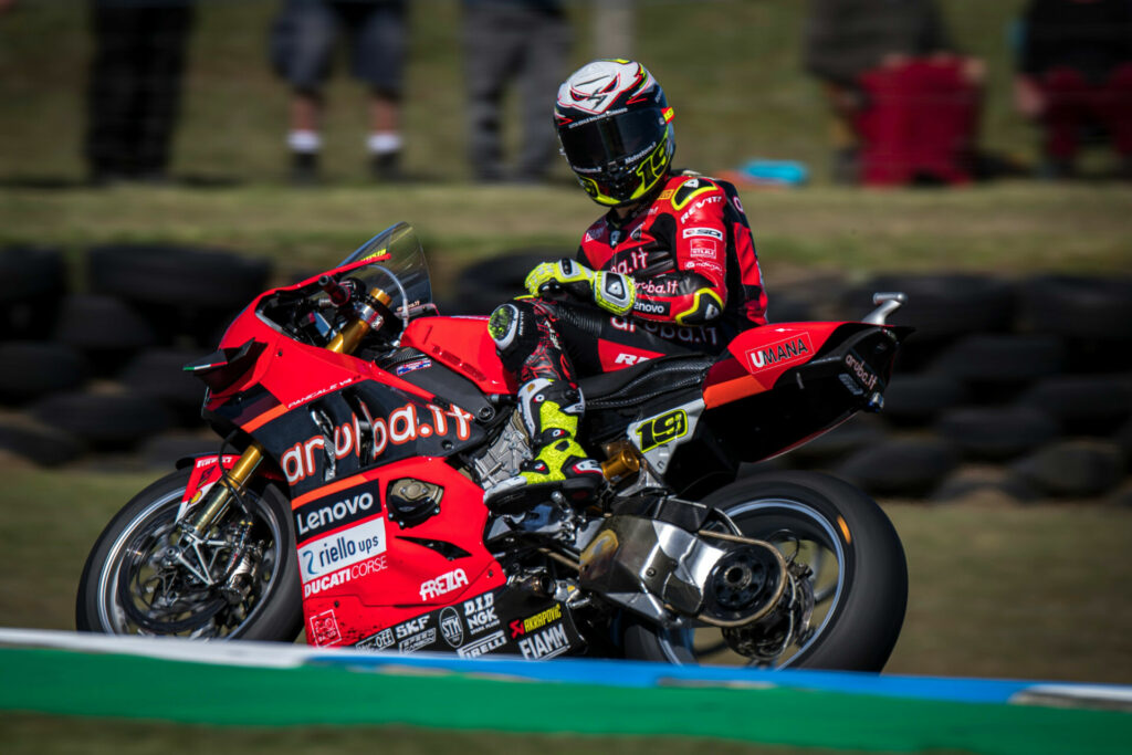 Alvaro Bautista (19). Photo courtesy Ducati.