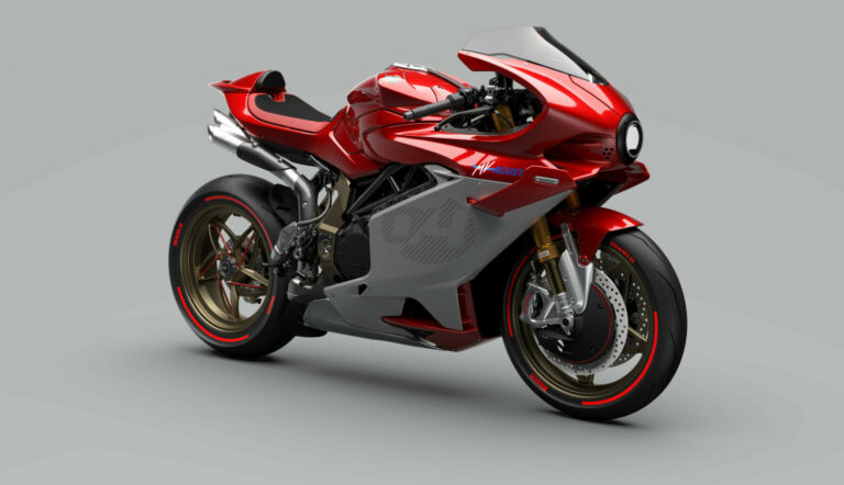 MV Agusta Superveloce 1000 Combines Technology, Style & Performance
