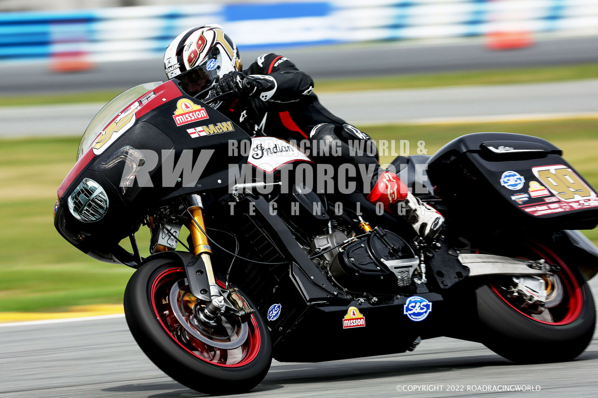 Jeremy McWilliams (99) was fourth in MotoAmerica King of the Baggers Race One at Daytona, and won Race Two on his Mission Food/S&S Cycle Indian Challenger. Photo by Brian J. Nelson.