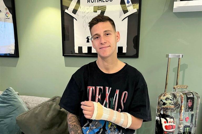 MotoGP: Quartararo Breaks Hand While Riding Motocross