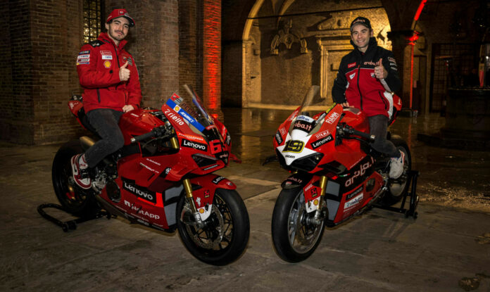 2022 MotoGP World Champion Francesco Bagnaia (left) with his World Champion Replica Panigale V4 S and 2022 Superbike World Champion Alvaro Bautista (right) with his World Champion Replica Panigale V4 S. Photo courtesy Ducati.