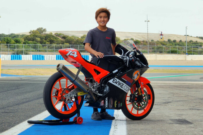 2023-02-27_kensei-matsudaira-1 Kensei Matsudaira with his 2022 Moto5 racebike at Jerez. Photo by Kuni Matsudaira.