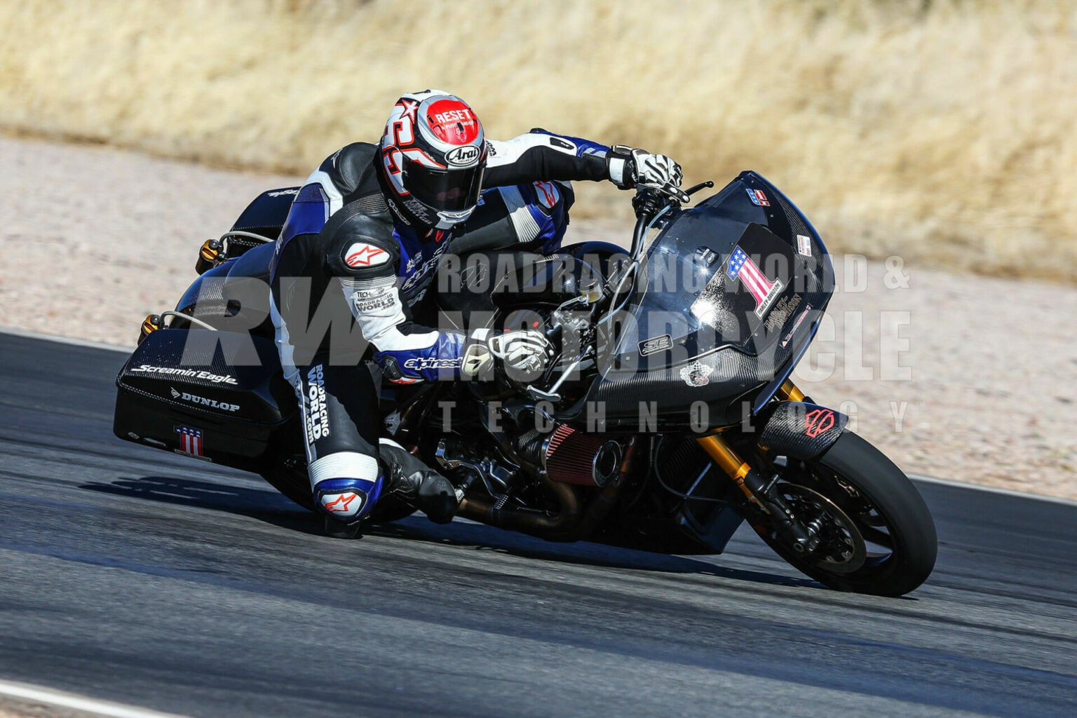 MotoAmerica: Riding Harley-Davidson's Road Glide 131R Bagger Racebike ...