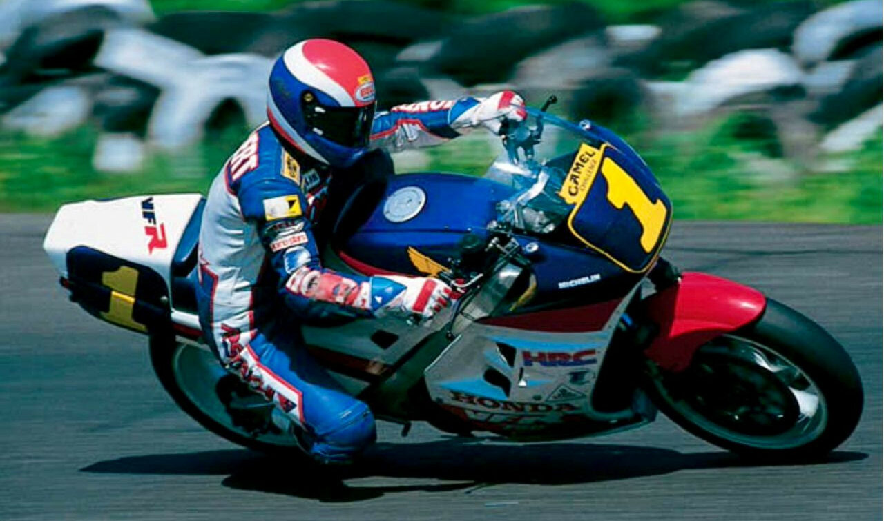 Bubba Shobert (1) on his Honda VFR750 Superbike back in the day. Photo courtesy The Quail.