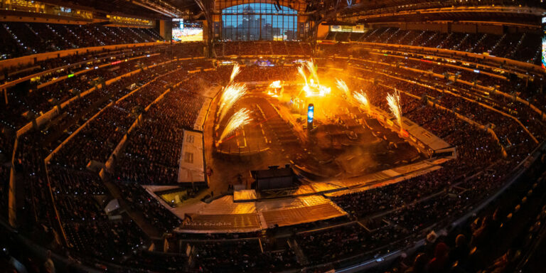 AMA Supercross: Report And Results From Indianapolis