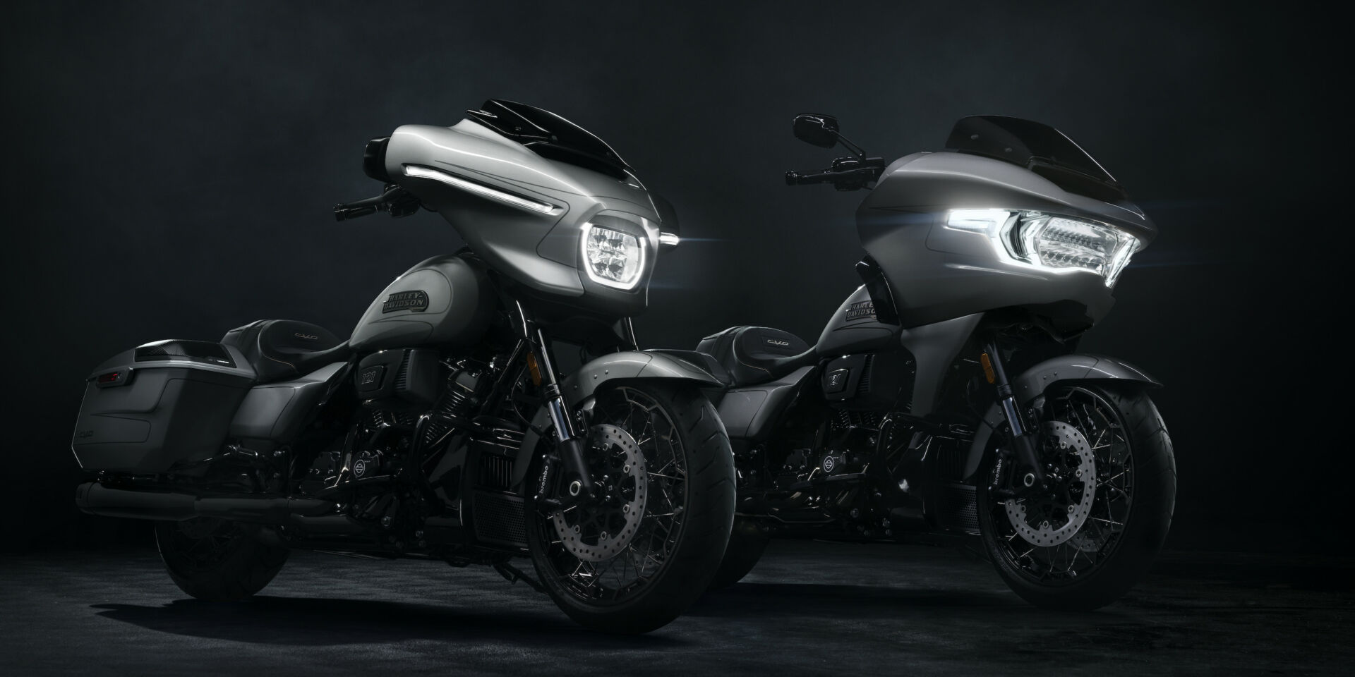 The 2023-model Harley-Davidson CVO Stret Glide (left) and CVO Road Glide (right). Photo courtesy Harley-Davidson.